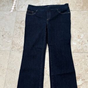 Chico's size 1.5P Jeans | slim bootcut | pull-on | size 10 Petite | Like New